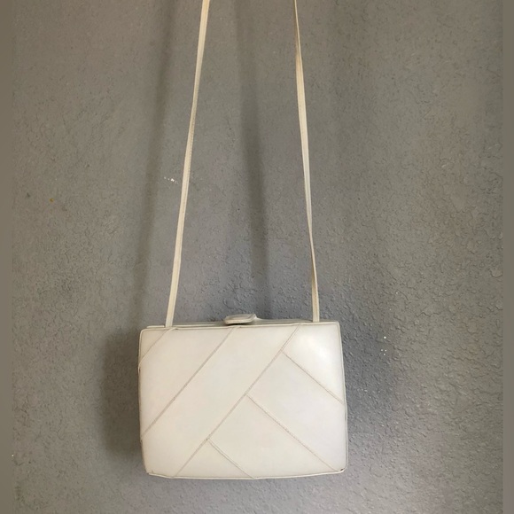 Barbara Bolan Too vintage white clutch purse - Picture 1 of 16